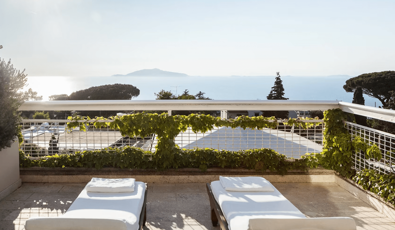 Capritouch Executive Suite